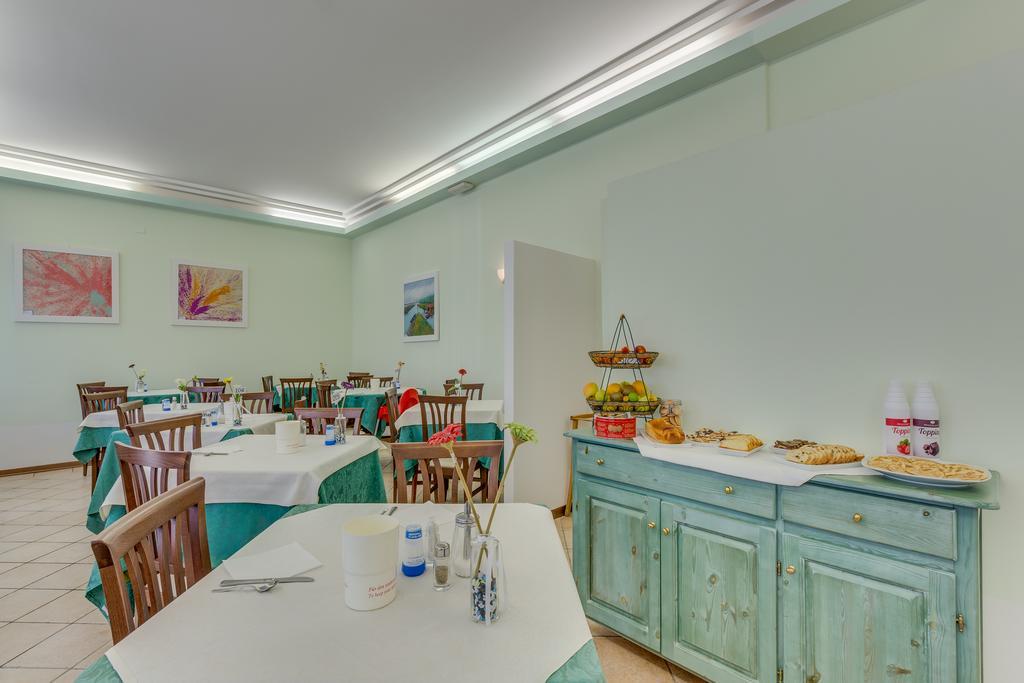 Hotel Austria Caorle Zewnętrze zdjęcie