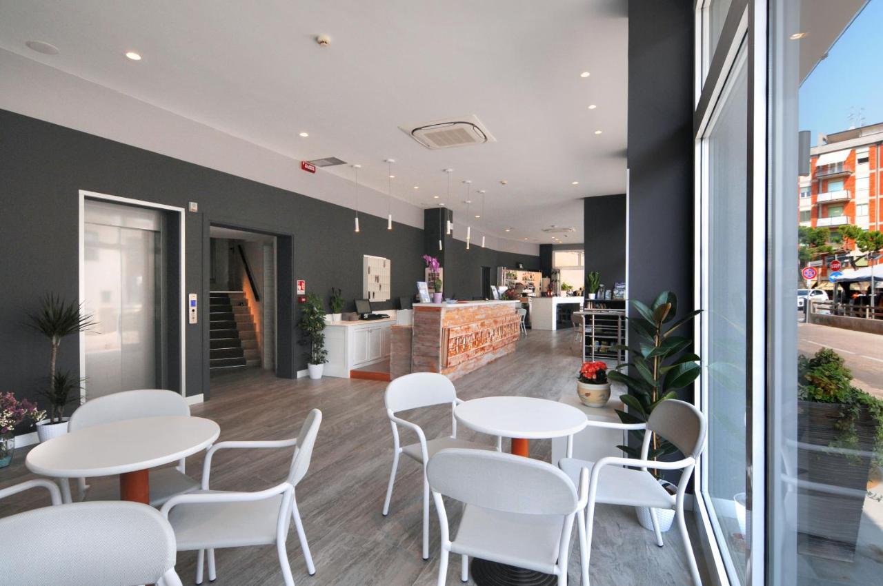 Hotel Austria Caorle Zewnętrze zdjęcie