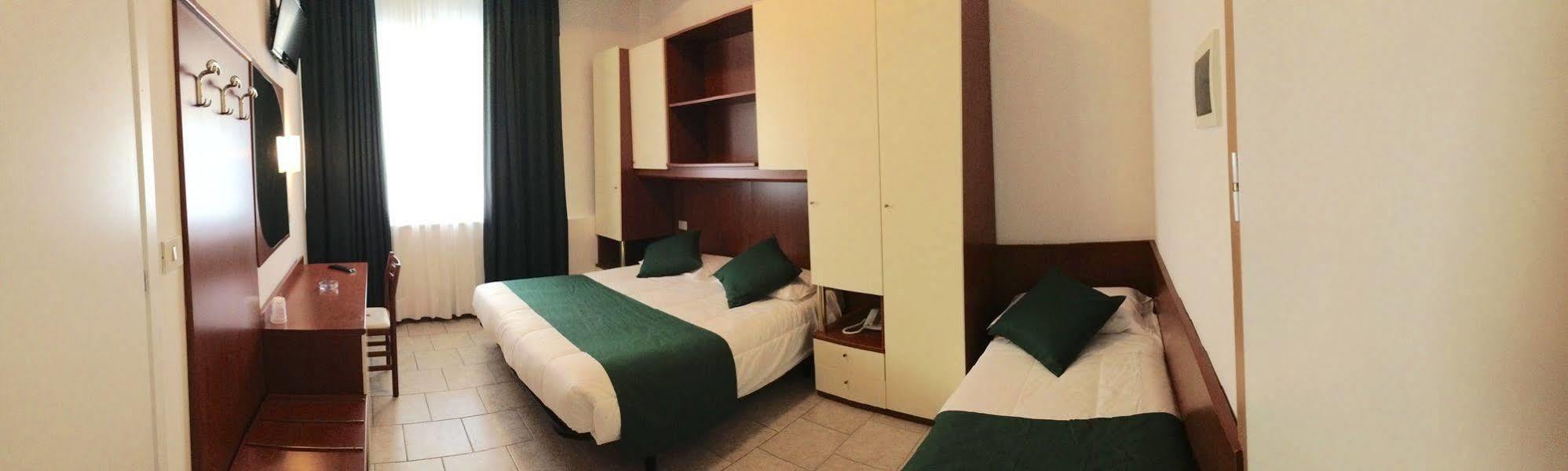 Hotel Austria Caorle Zewnętrze zdjęcie