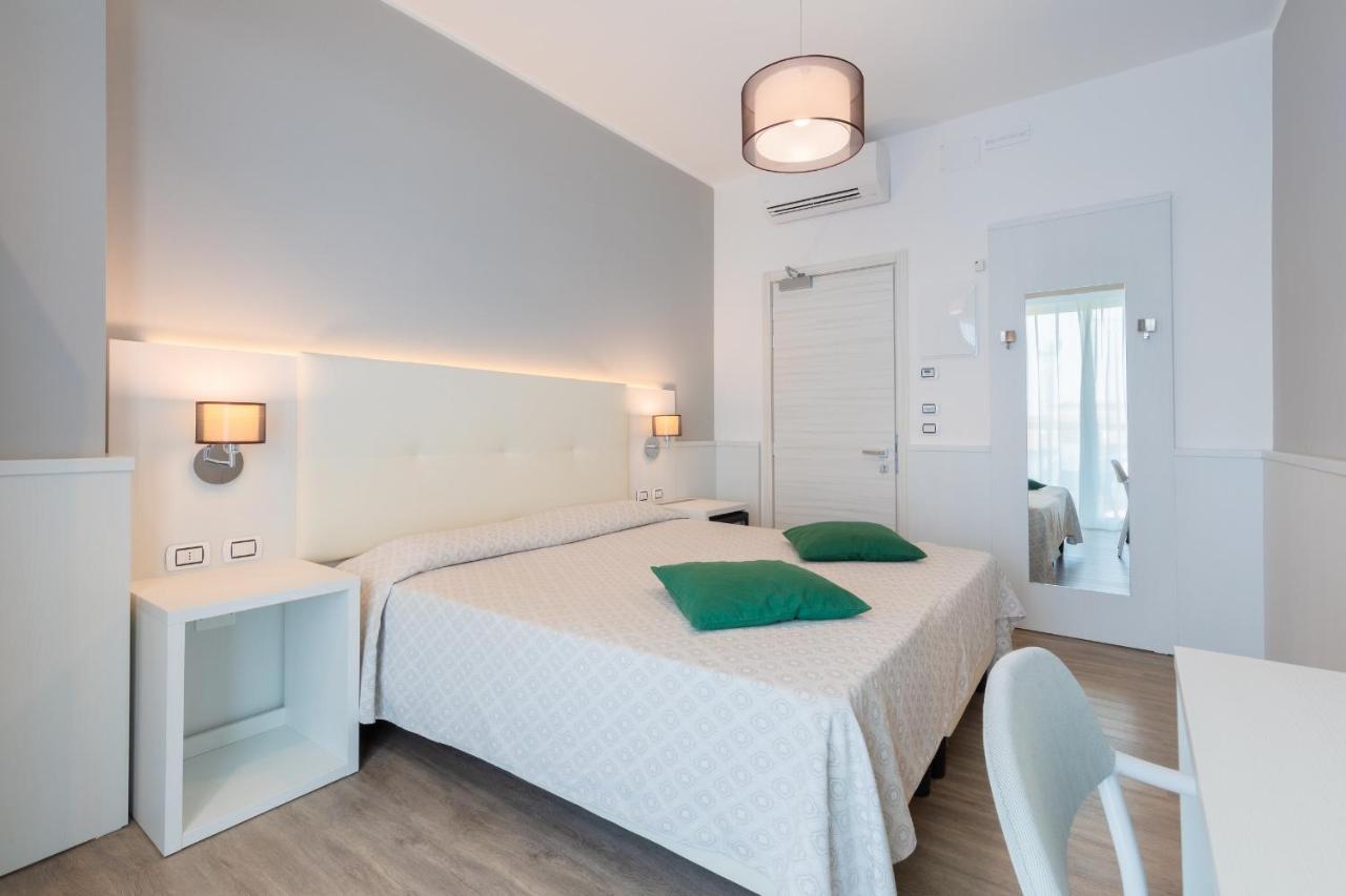 Hotel Austria Caorle Zewnętrze zdjęcie
